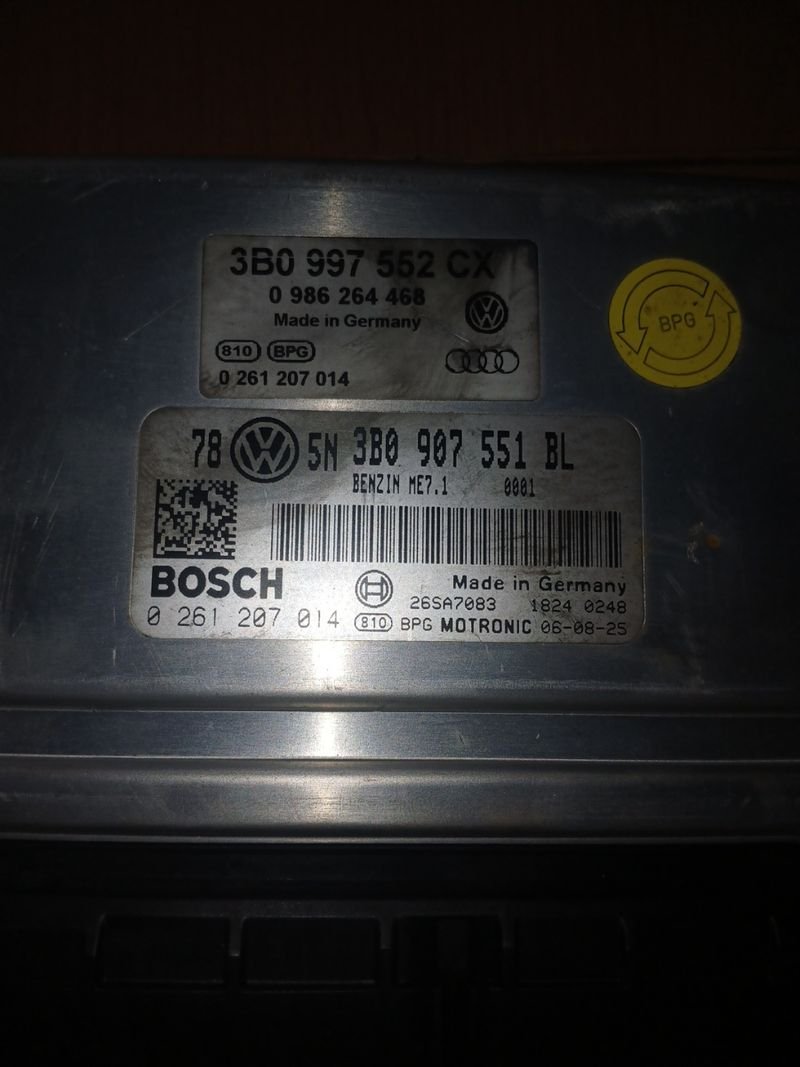 Centralita Motor UCE PASSAT. | Ref. 3B0997552CX - Imagen 2