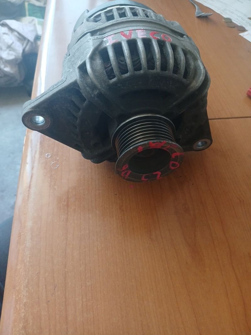 Alternator IVECO Daily | Ref. 0124525020 - Imagen 2