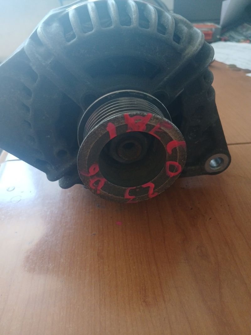 Alternator IVECO Daily | Ref. 0124525020 - Imagen 3