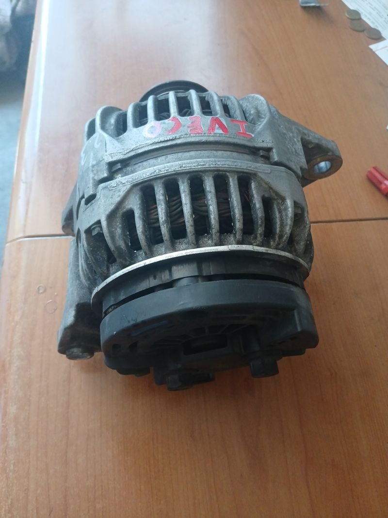 Alternator IVECO Daily | Ref. 0124525020 - Imagen 4