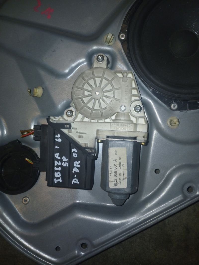 Elevalunas Seat Ibiza delantero - Imagen 2
