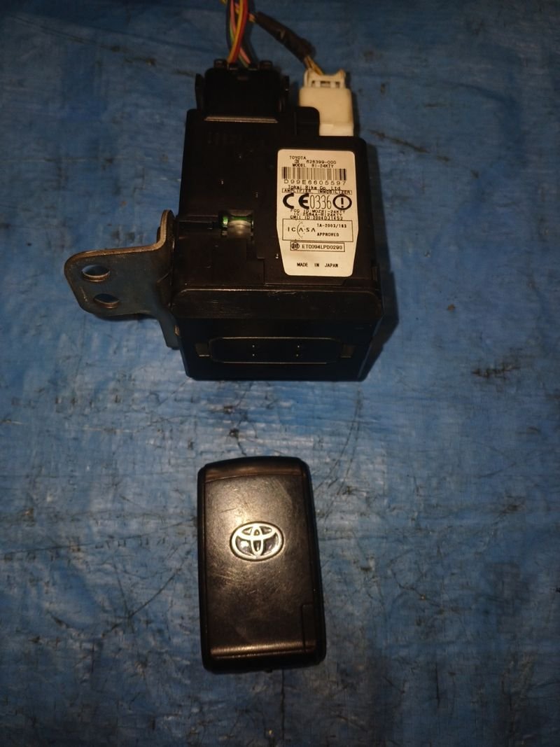 Llave y receptor Toyota Prius - Imagen 4