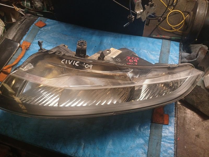 Optica Honda Civic 09