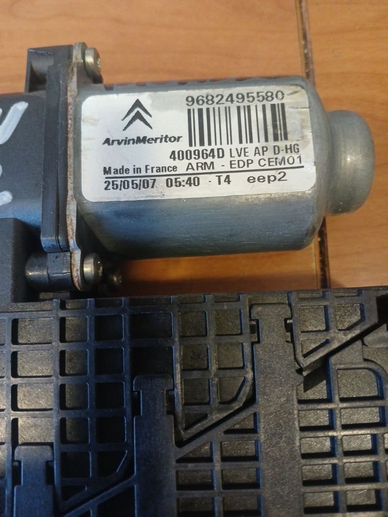 Motor elevalunas Citroën Picasso | Ref. 9682495580 - Imagen 2