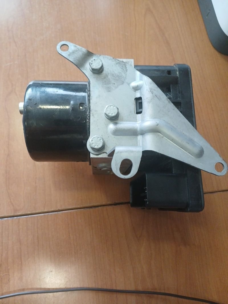 Módulo ABS BMW E-90 320D (08) | Ref. 34516787836 - Imagen 3