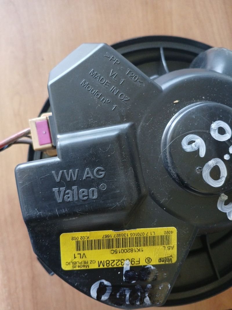 Ventilador Calefacción Audi A3 2.0 | Ref. F983228M - Imagen 3