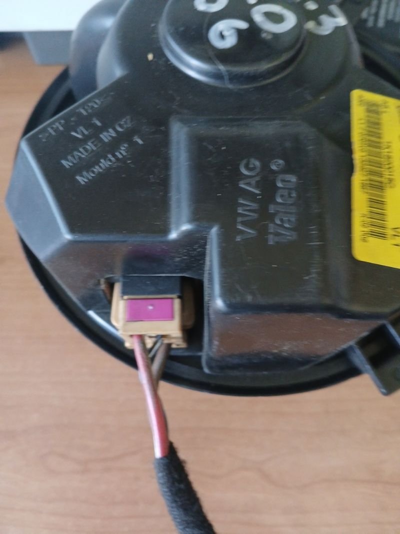 Ventilador Calefacción Audi A3 2.0 | Ref. F983228M - Imagen 4