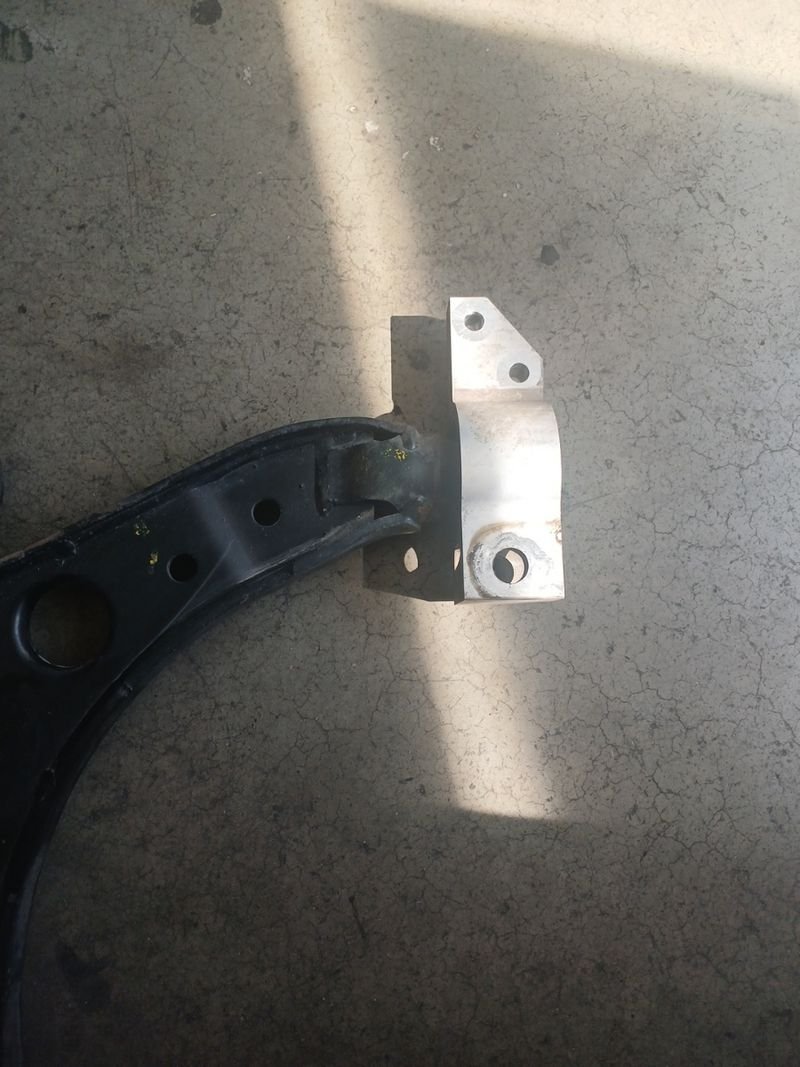 Trapecio Audi A3 1.6 FSI Izquierdo - Imagen 3