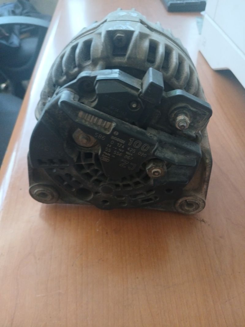 Alternador Opel Astra H 1.6 | Ref. 0124425020 - Imagen 4