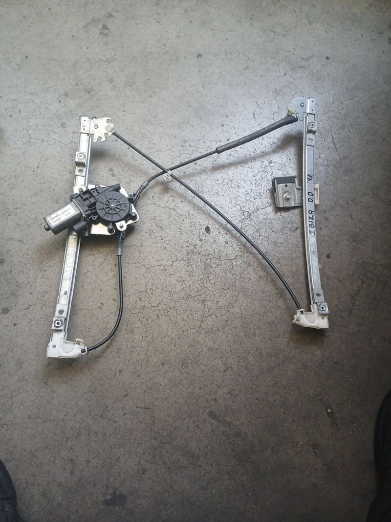 Elevalunas Seat Ibiza 6K 98