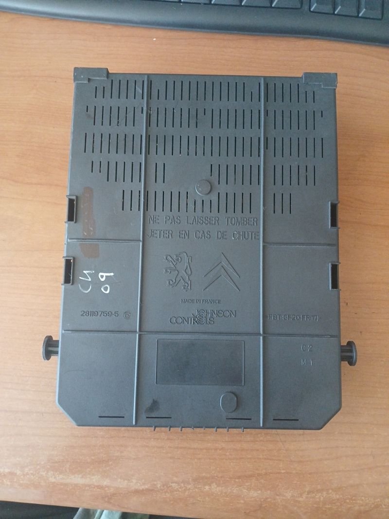 Centralita Fusibles Citroen Peugeot | Ref. 28119759-5 - Imagen 5