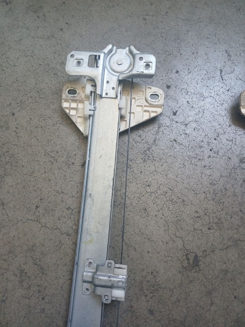 2 Elevalunas delanteros Honda CRV 09 - Imagen 5