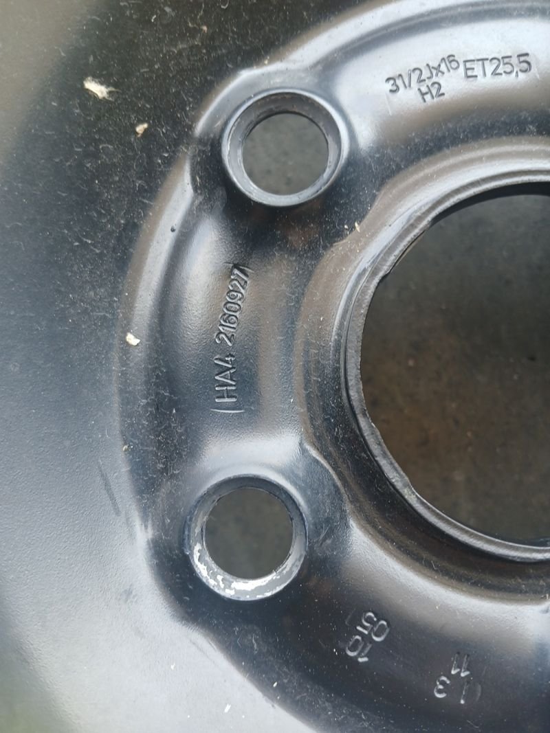 Rueda repuesto Seat Audi - Imagen 3