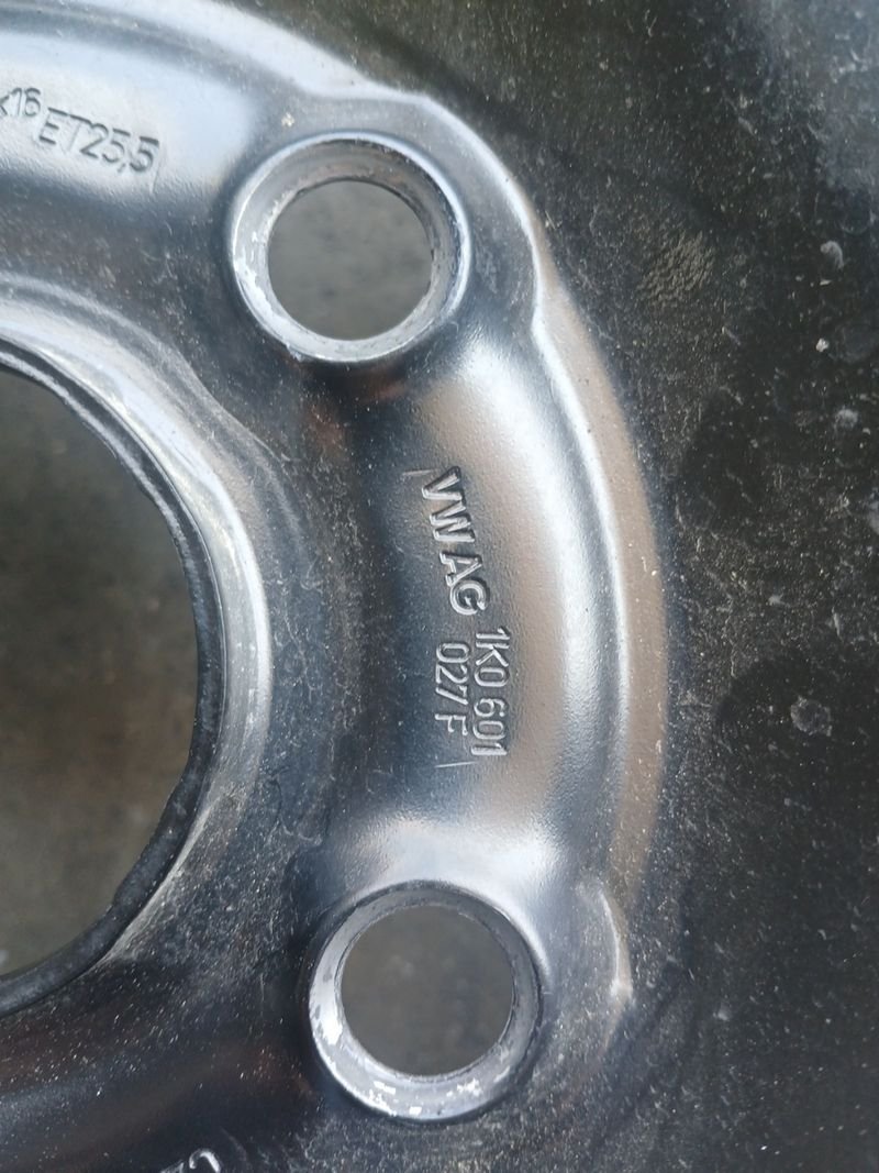 Rueda repuesto Seat Audi - Imagen 4