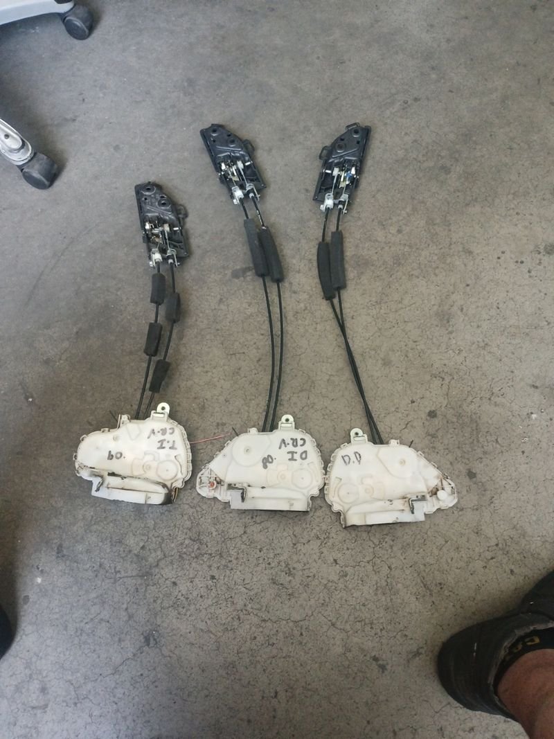 3 Cerraduras Honda CR-V 2009