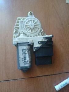 Motor Elevalunas Seat Leon MK1 + Centralita | Ref. 1C0959811A