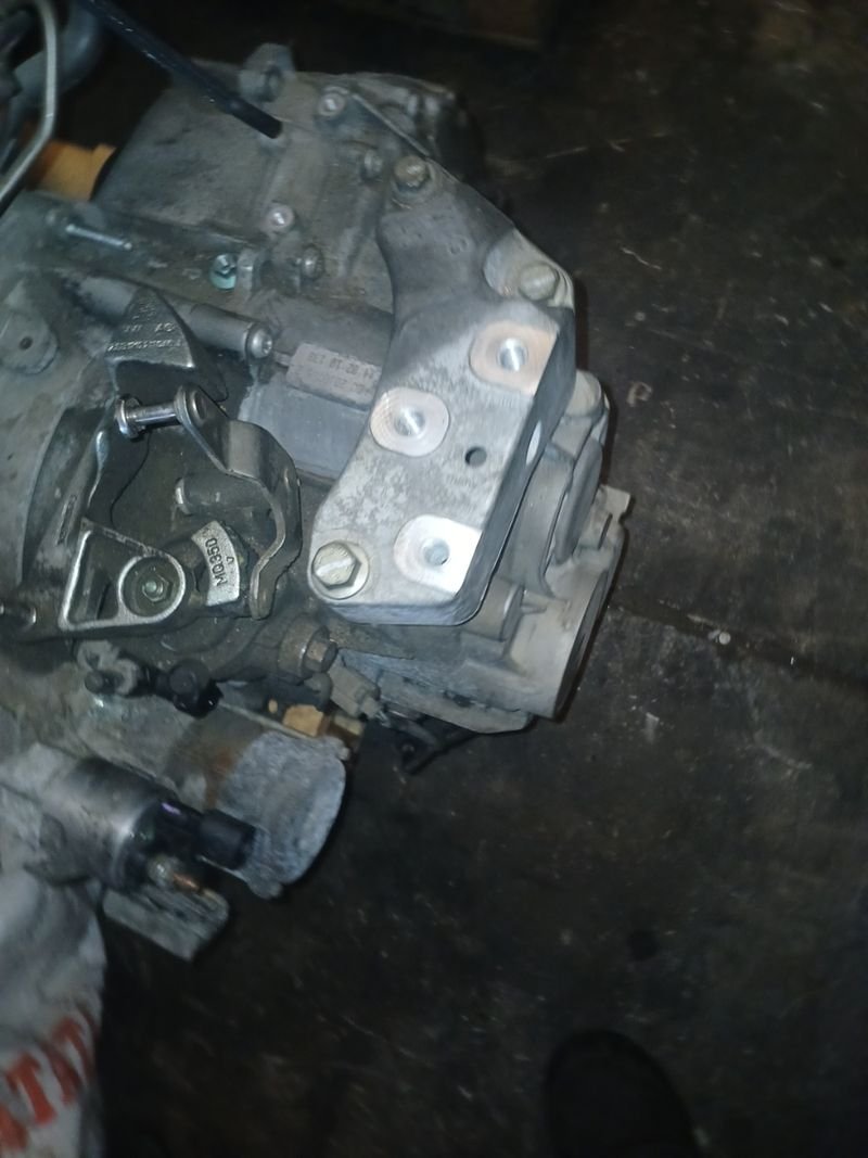 Caja de Cambios Seat Leon 2.0 TDI BKD | Ref. HDU - Imagen 2