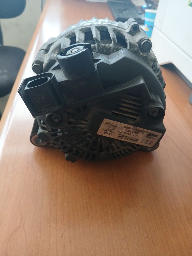 Alternador Ford C-Max 1.6 (2012) | Ref. AV6N-10300-DC - Imagen 4