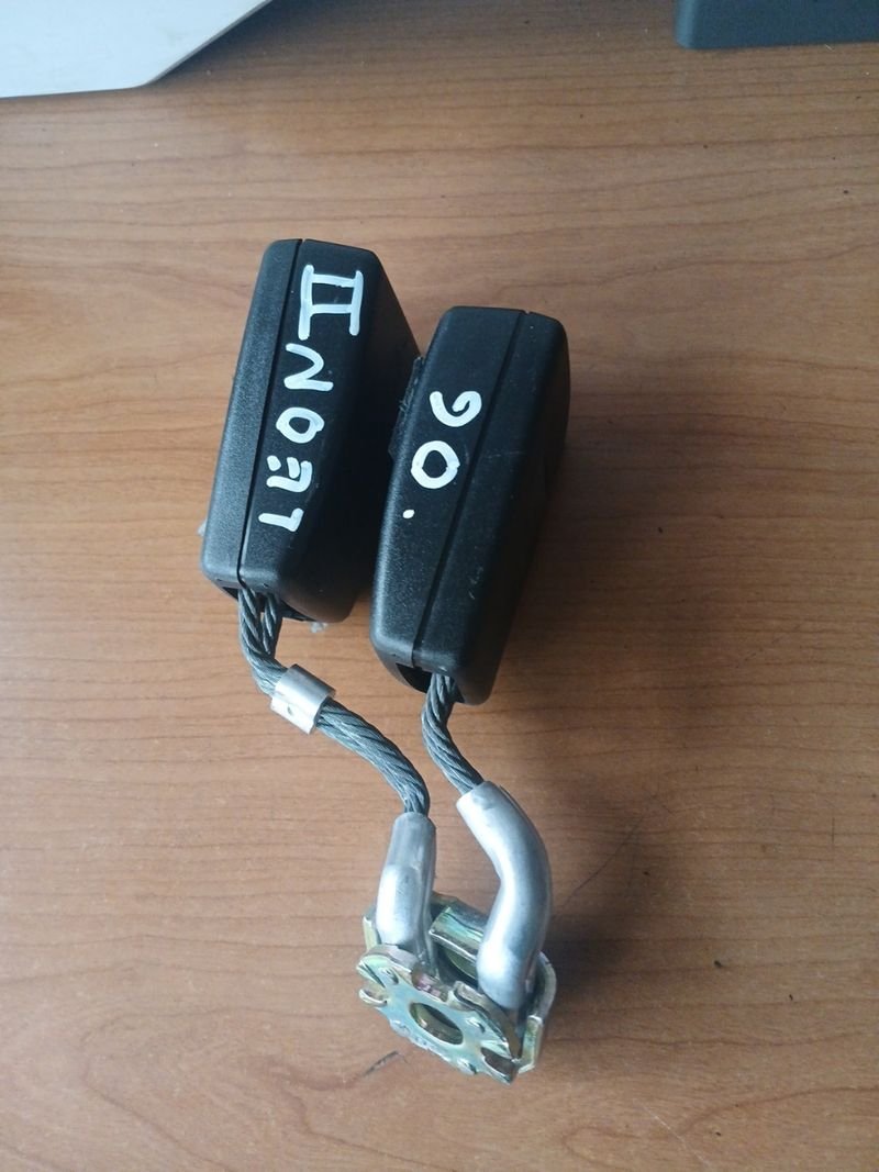 Enganches Seat Leon Trasero 2006