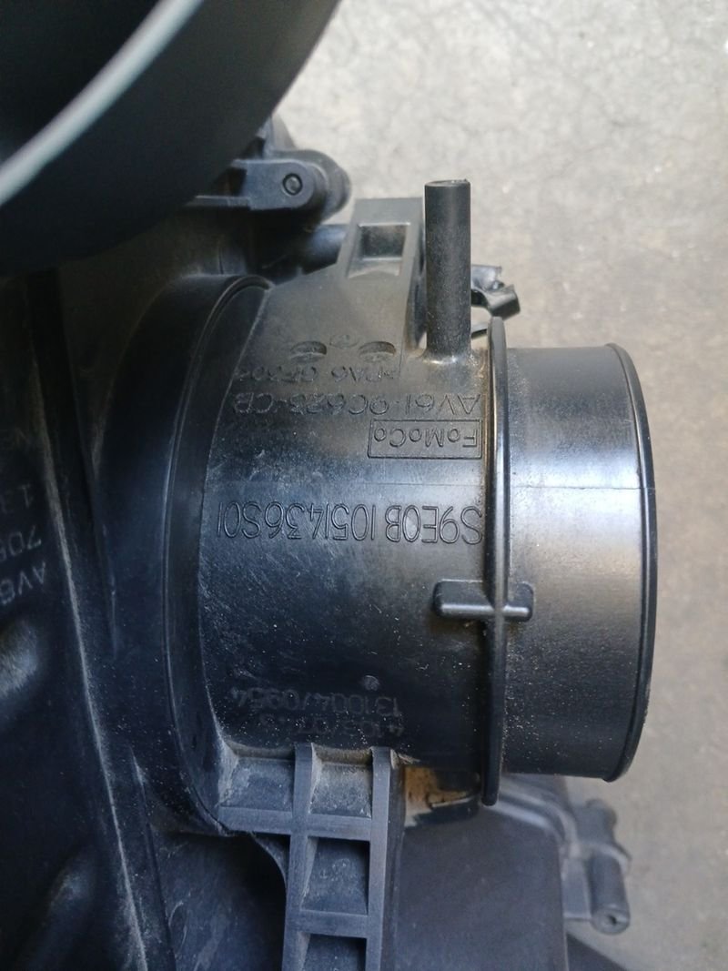 Caja Filtro Aire Ford C-MAX 1.6 TDCI - Imagen 4