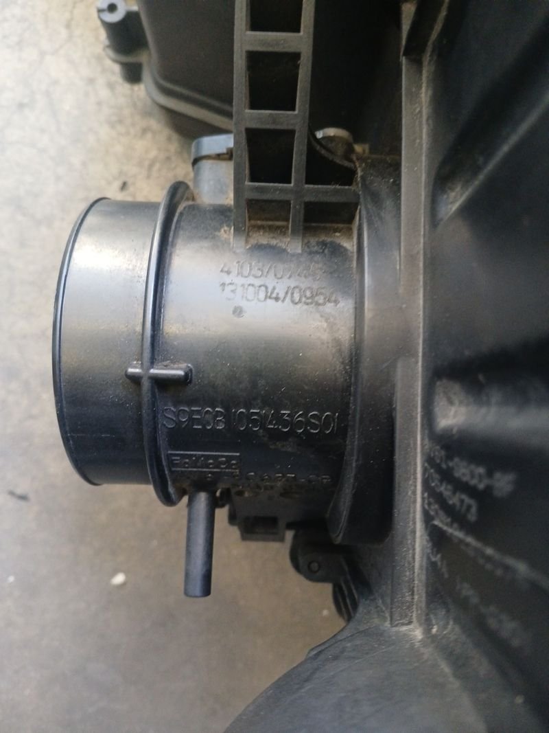 Caja Filtro Aire Ford C-MAX 1.6 TDCI - Imagen 5