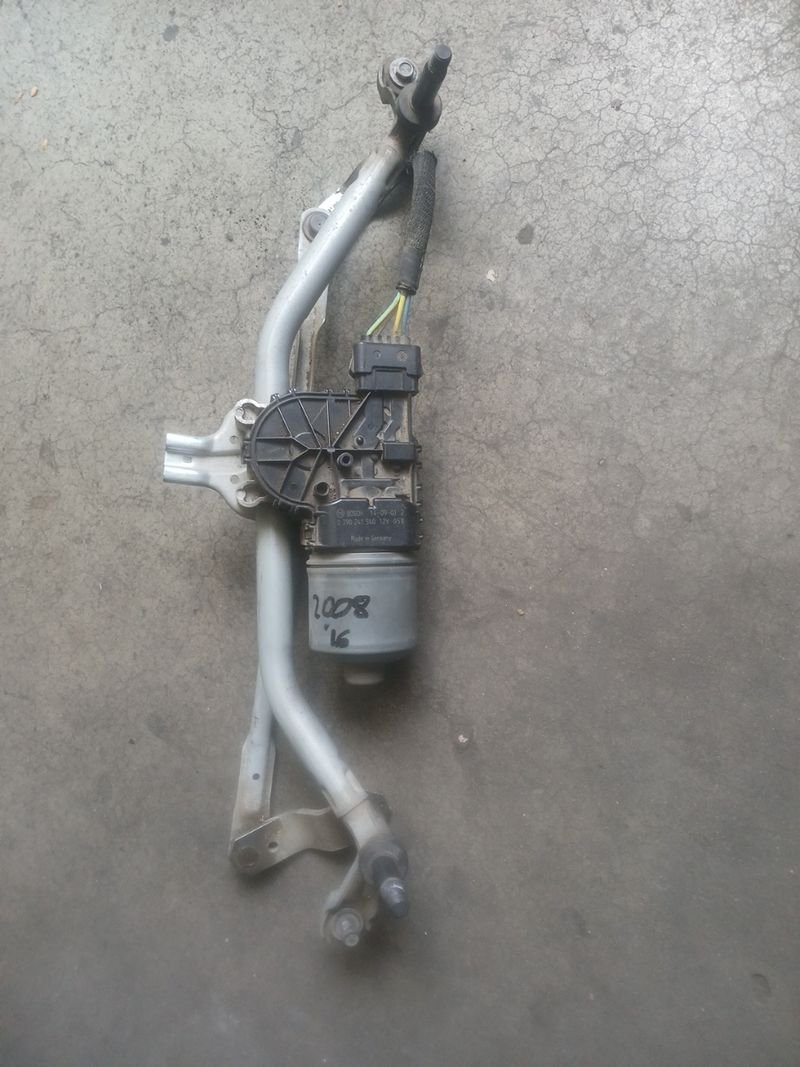 Motor Limpiaparabrisas Peugeot 2008 '16 - Imagen 2