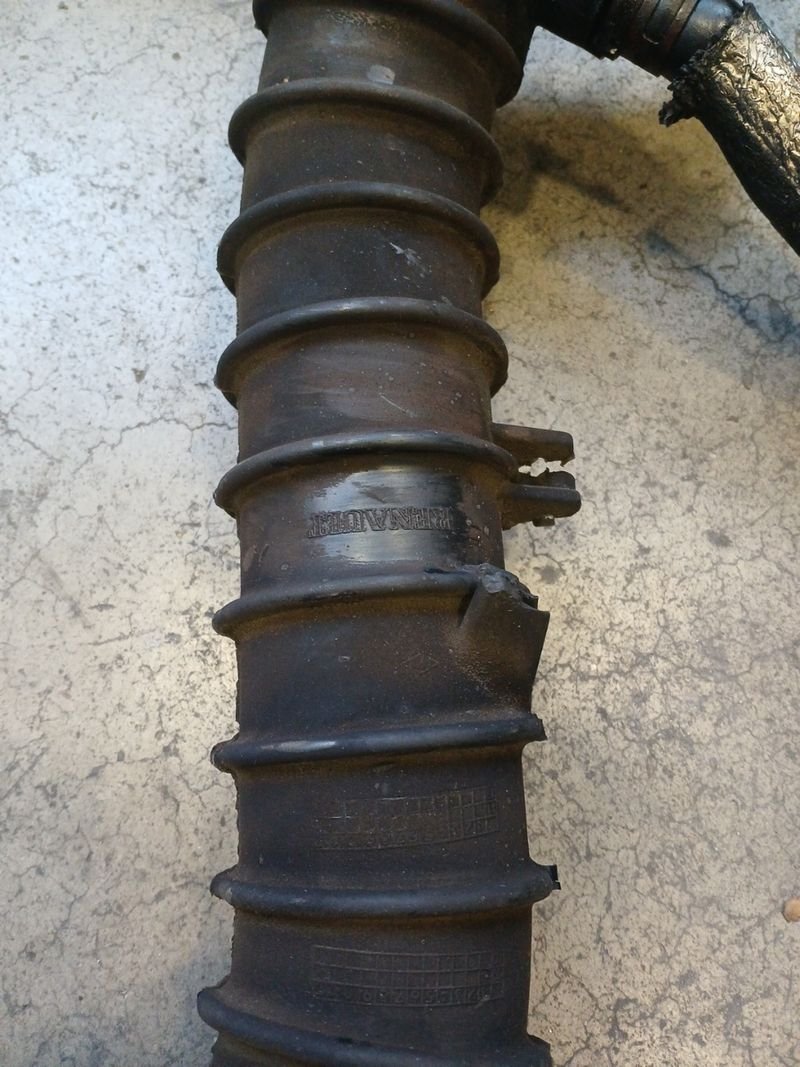 Tubo Intercooler Nissan Interstar 2.5 DCI - Imagen 2