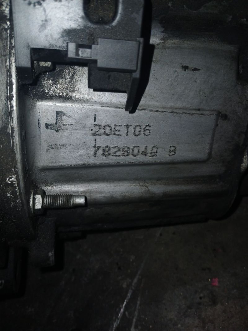 Caja de cambios Peugeot 2008 1.6 (2012) | Ref. 20ET06 - Imagen 4