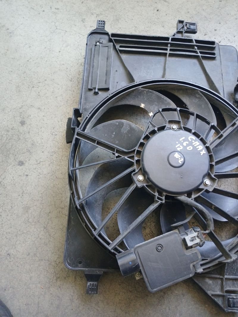 Electroventilador Ford C-Max 1.6 D 2012 | Ref. 8V618C607EB - Imagen 2