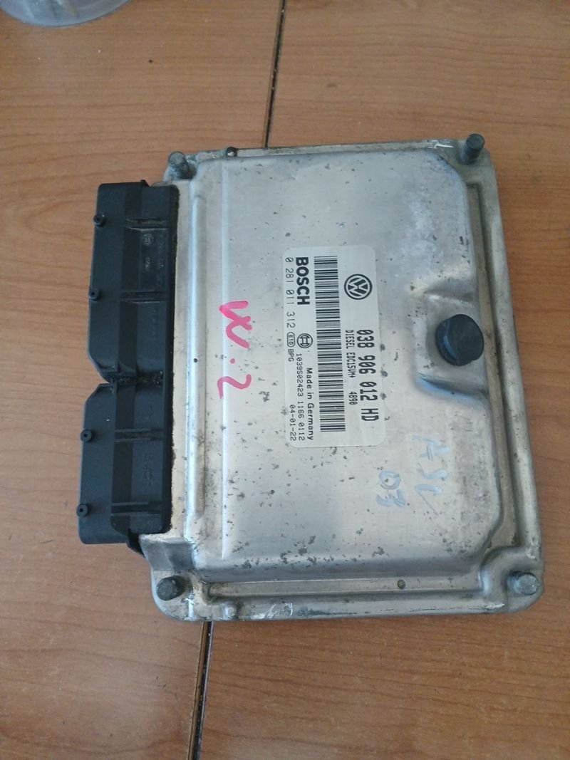 Centralita ECU Seat Leon 1.9 TDI ASV - Imagen 3