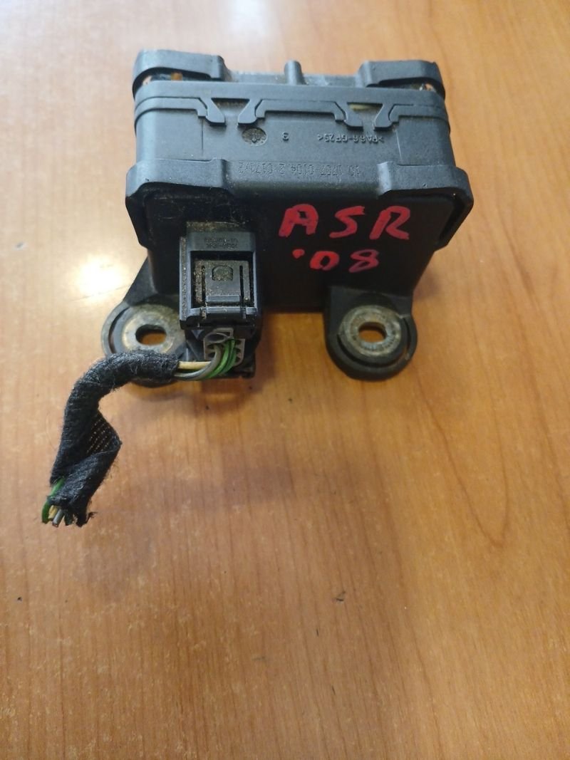Centralita ASR Opel Astra H 1.9 GTC 13208665 - Imagen 5