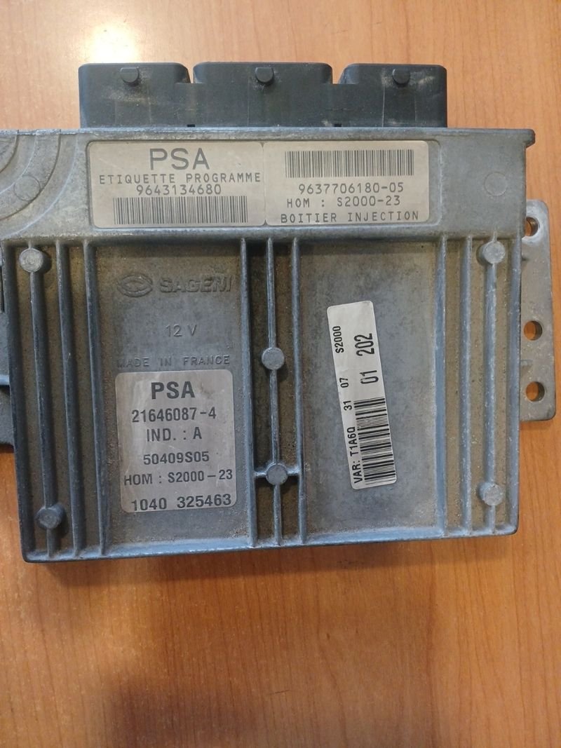 Centralita Motor PSA Peugeot 206 1.4 G 2004 | Ref. 9643134680 - Imagen 4