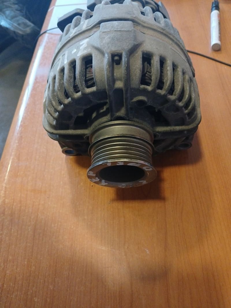 Alternador Opel Astra G 1.6 2004 | Ref. 0124425005 - Imagen 2