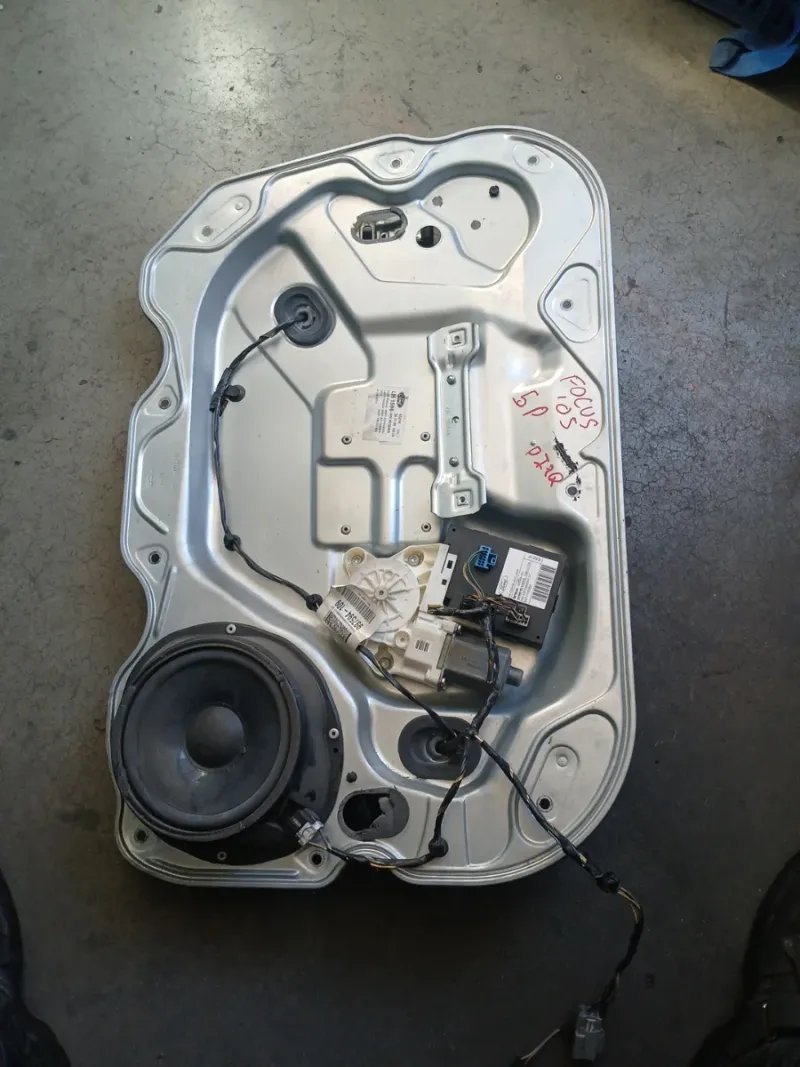 Elevalunas Ford Focus Delantero Izquierdo del 2006