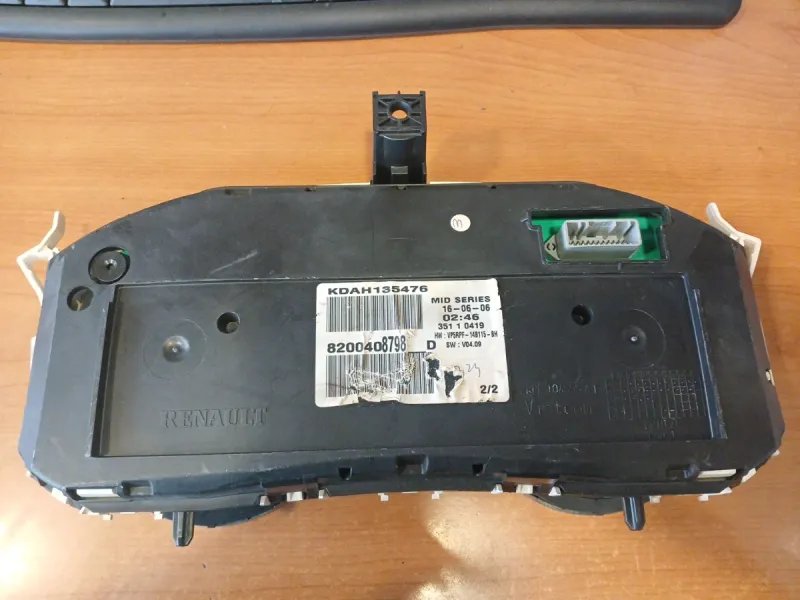 Cuadro Instrumentos Renault Megane Cabrio 07 | Ref. 8200408798 - Imagen 2