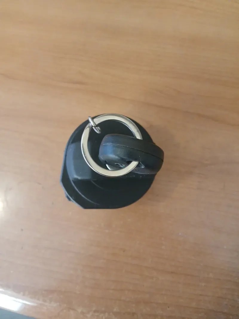 Tapon Gasolina Skoda Fabia - Imagen 4