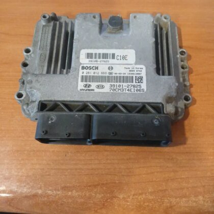 Centralita ECU Hyundai Santafe 2.2 CRDI | Ref. 9513997