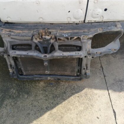 Frontal Volkswagen Golf IV 1.4 G | Ref. 1J0806635A