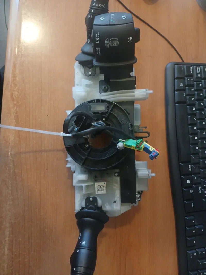Mando Luces y Anillo Airbag Renault Megane 2010 | Ref. 8200213760