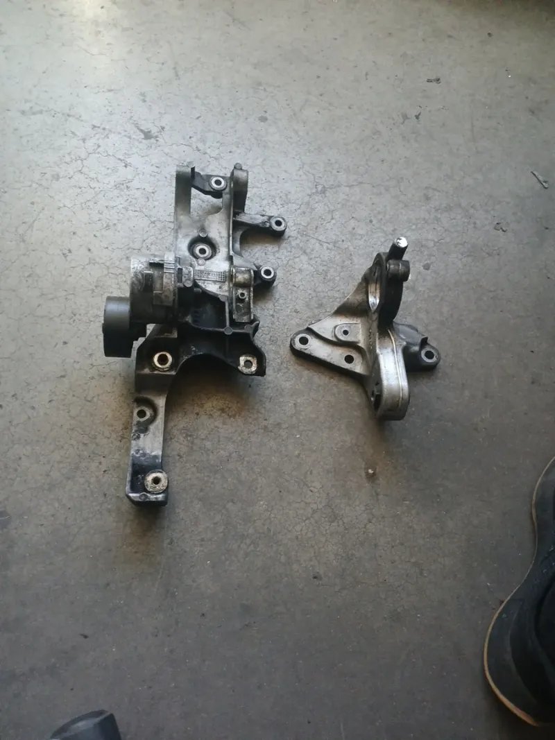 Soportes de Palier y Alternador Fiat Scudo 2.0 | Ref. 144001280 - Imagen 2