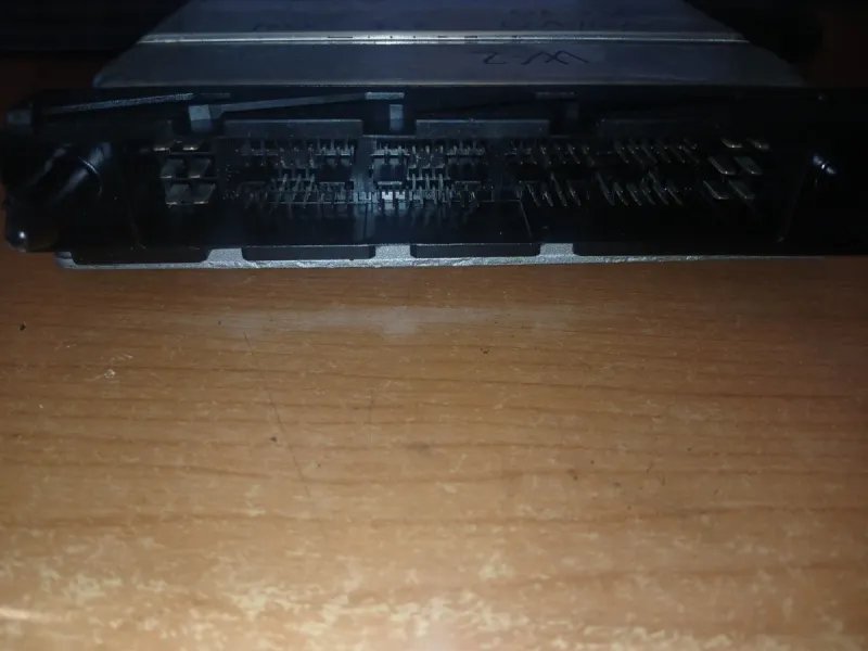 Centralita ECU Volvo XC-70 2.4 | Ref. 281018319 - Imagen 4