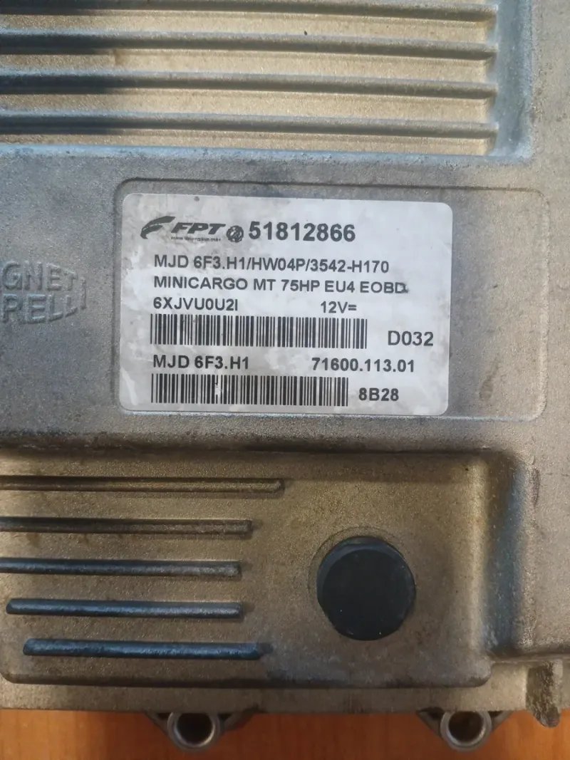 Centralita Motor Fiat Fiorino 1.3 CDTI | Ref. 51812866 - Imagen 3