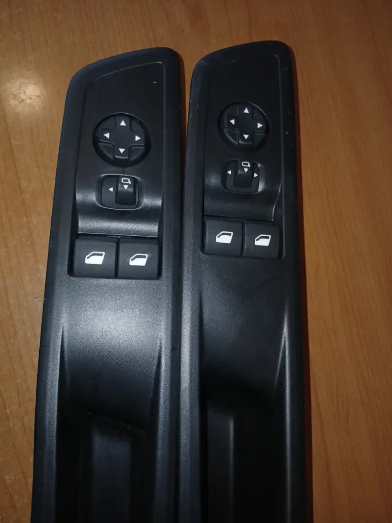 Botones Elevalunas Fiat Scudo/Jumpy 2014 - Imagen 2