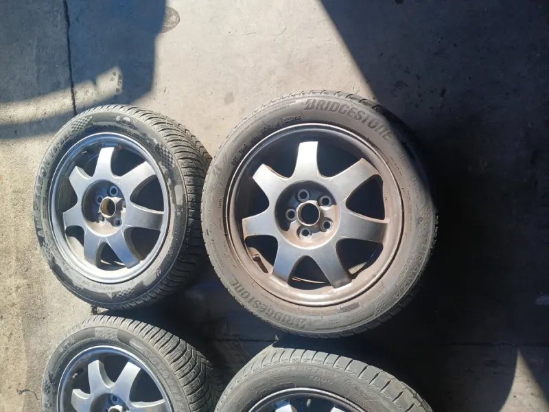 Llantas Toyota Prius 195/55/16 91V 2009 - Imagen 3