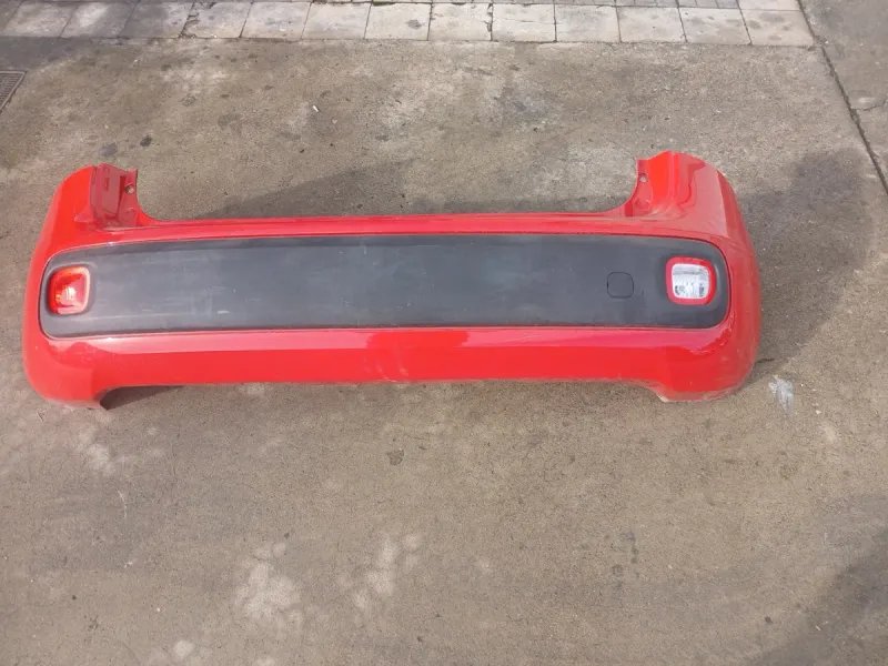 Parachoques Trasero Fiat Panda 2019 - Imagen 2