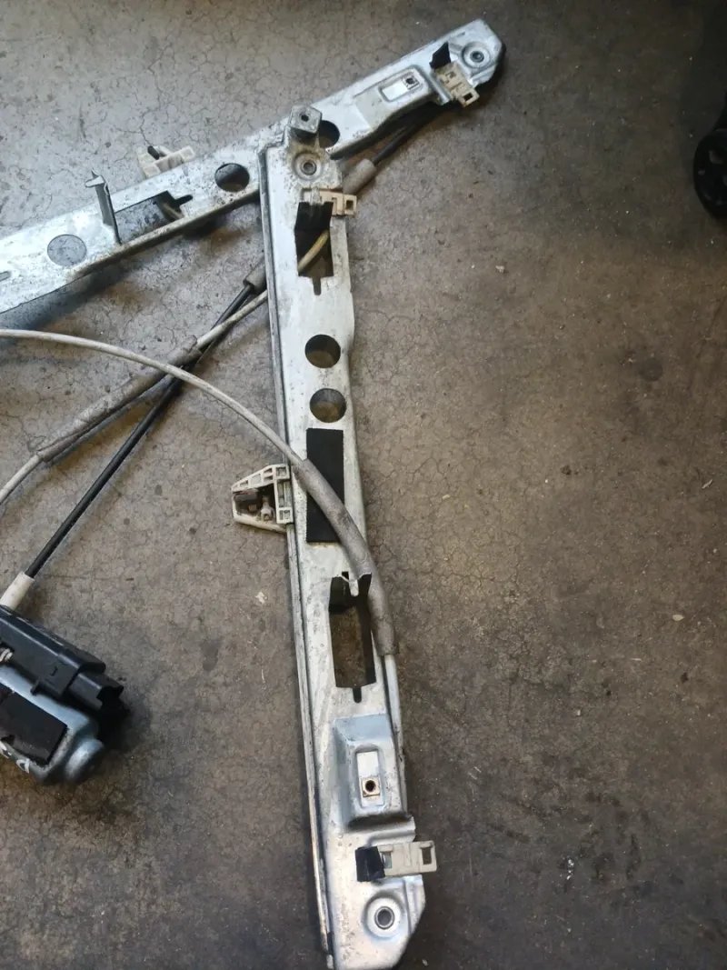 Elevalunas Delantero Izquierdo Renault Megane 3 - Imagen 3
