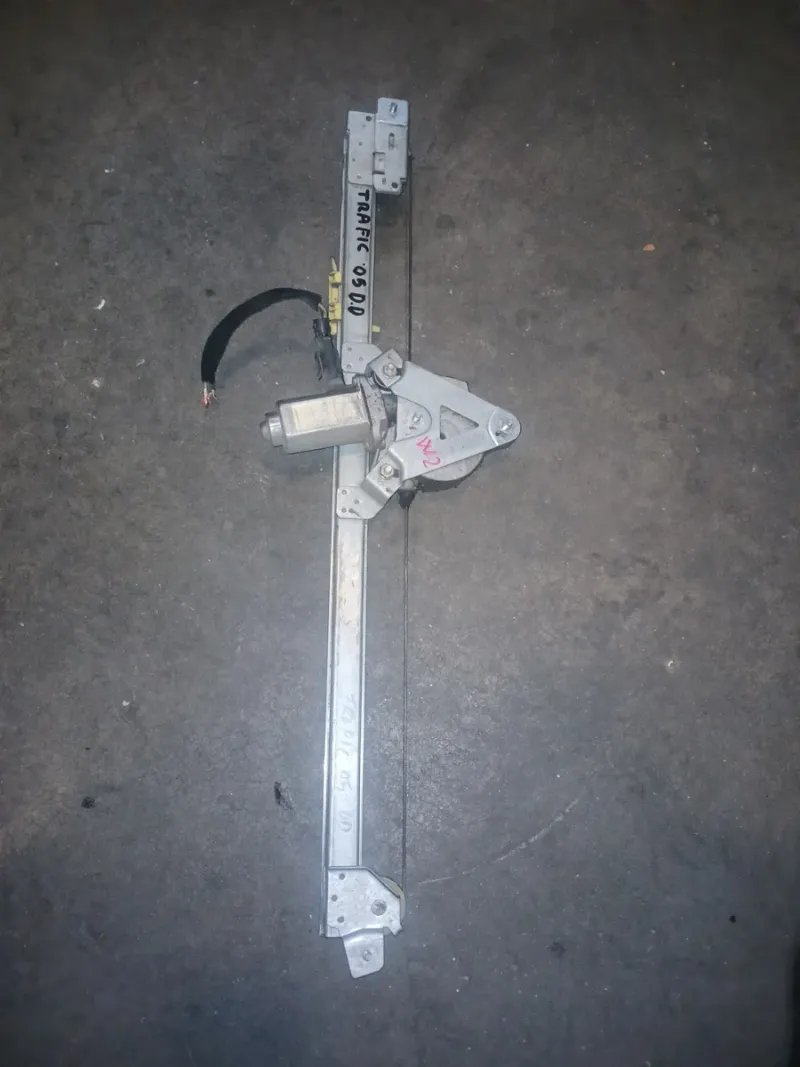 Elevalunas Dcho Renault Trafict 2005