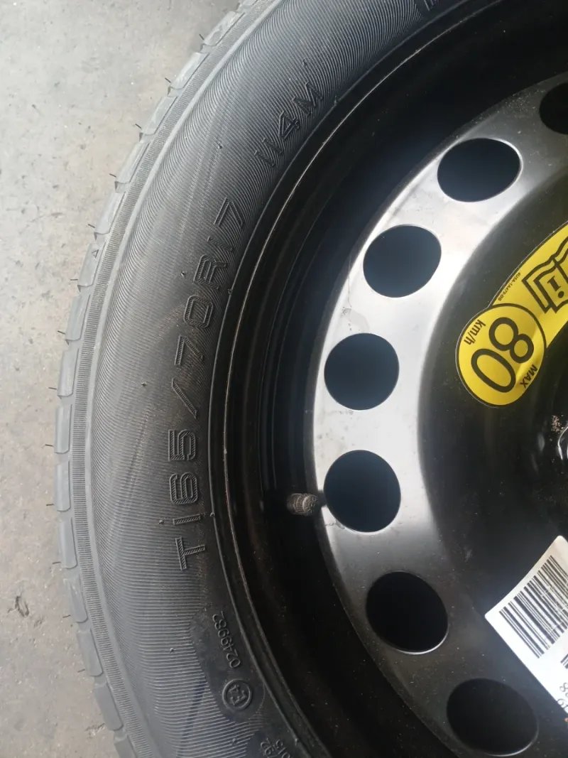 Rueda de repuesto Ford Kuga 2022 - Imagen 2