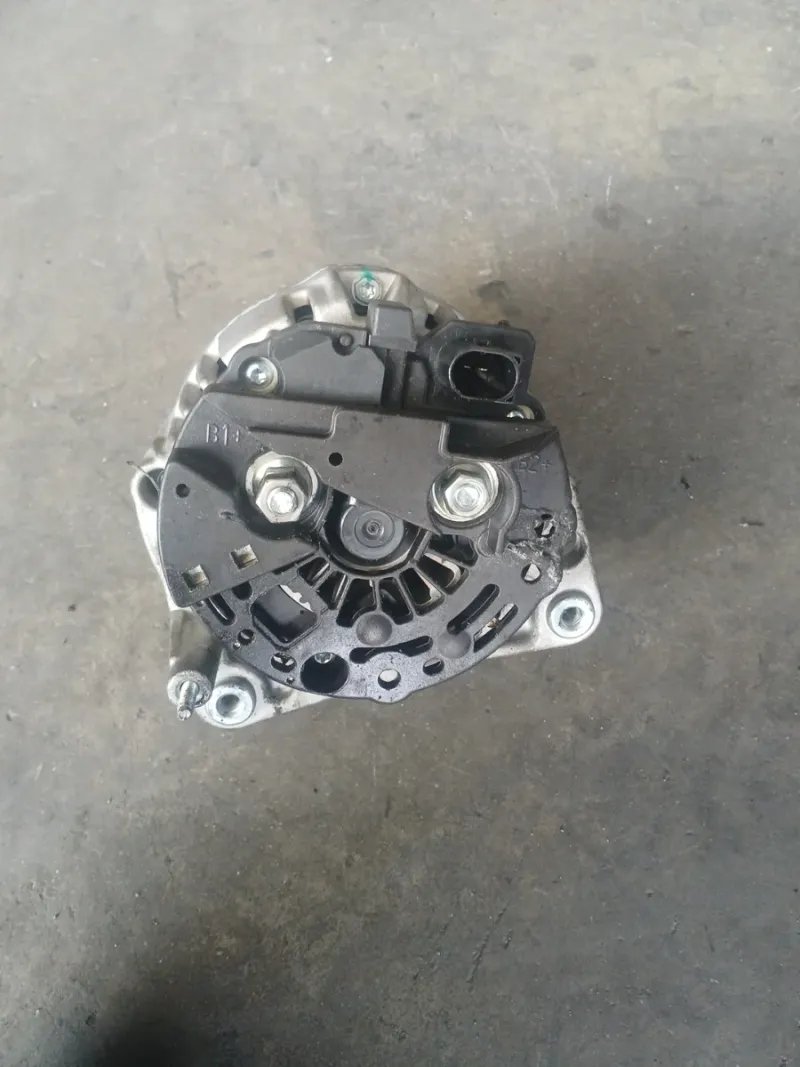 Alternador Seat Leon 1.6 Gasolina - Imagen 3