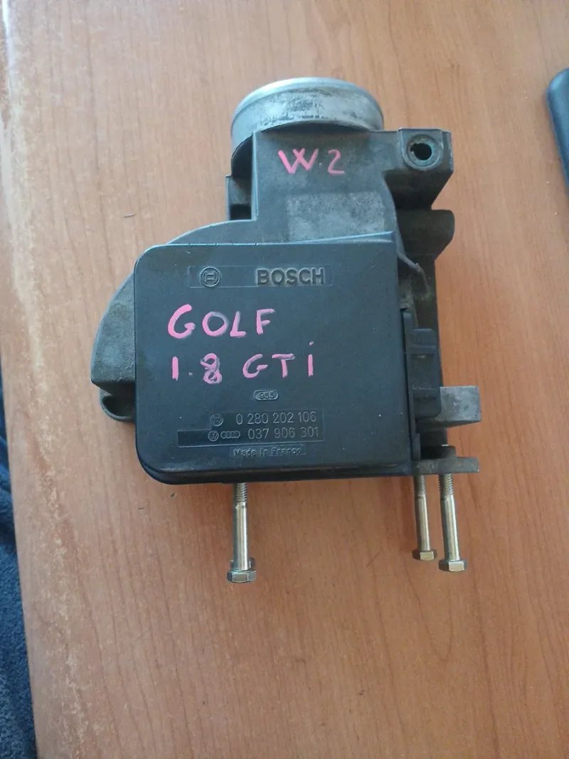 Caudalímetro Bosch Golf 1.8 GTI | Ref. 0280202106